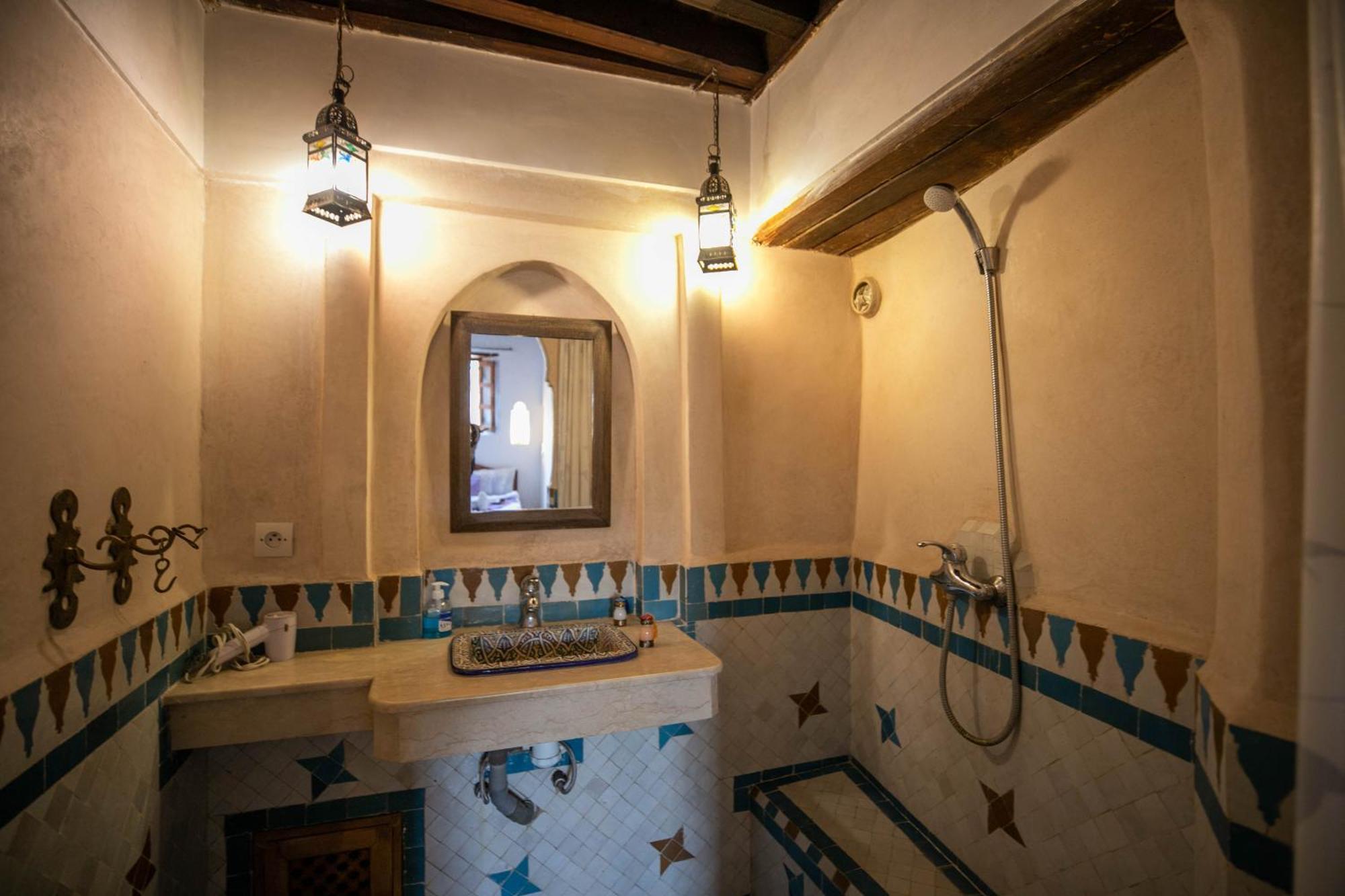 Dar Authentic Fes - Familly Hosting Bed and Breakfast Buitenkant foto