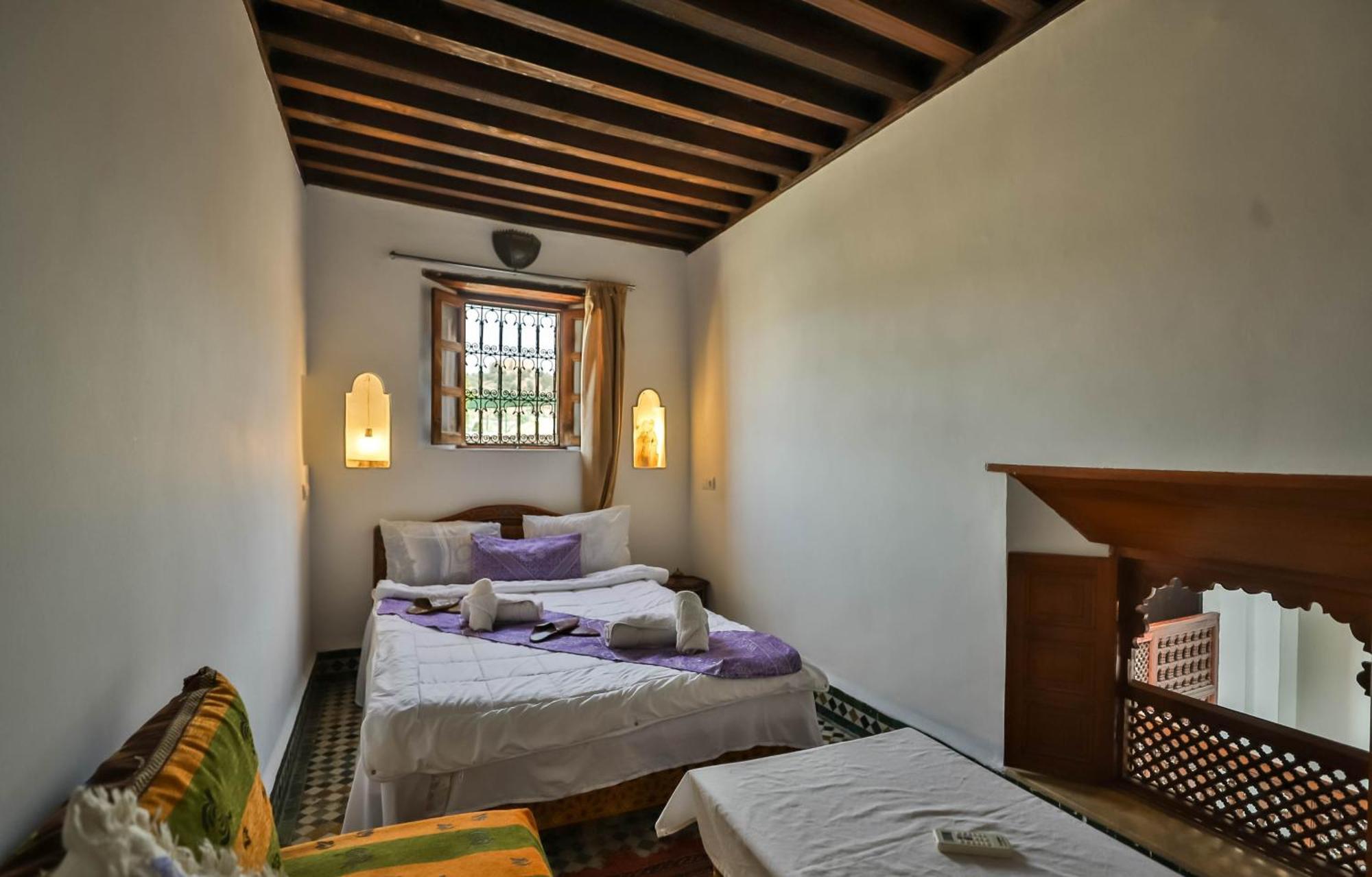 Dar Authentic Fes - Familly Hosting Bed and Breakfast Buitenkant foto