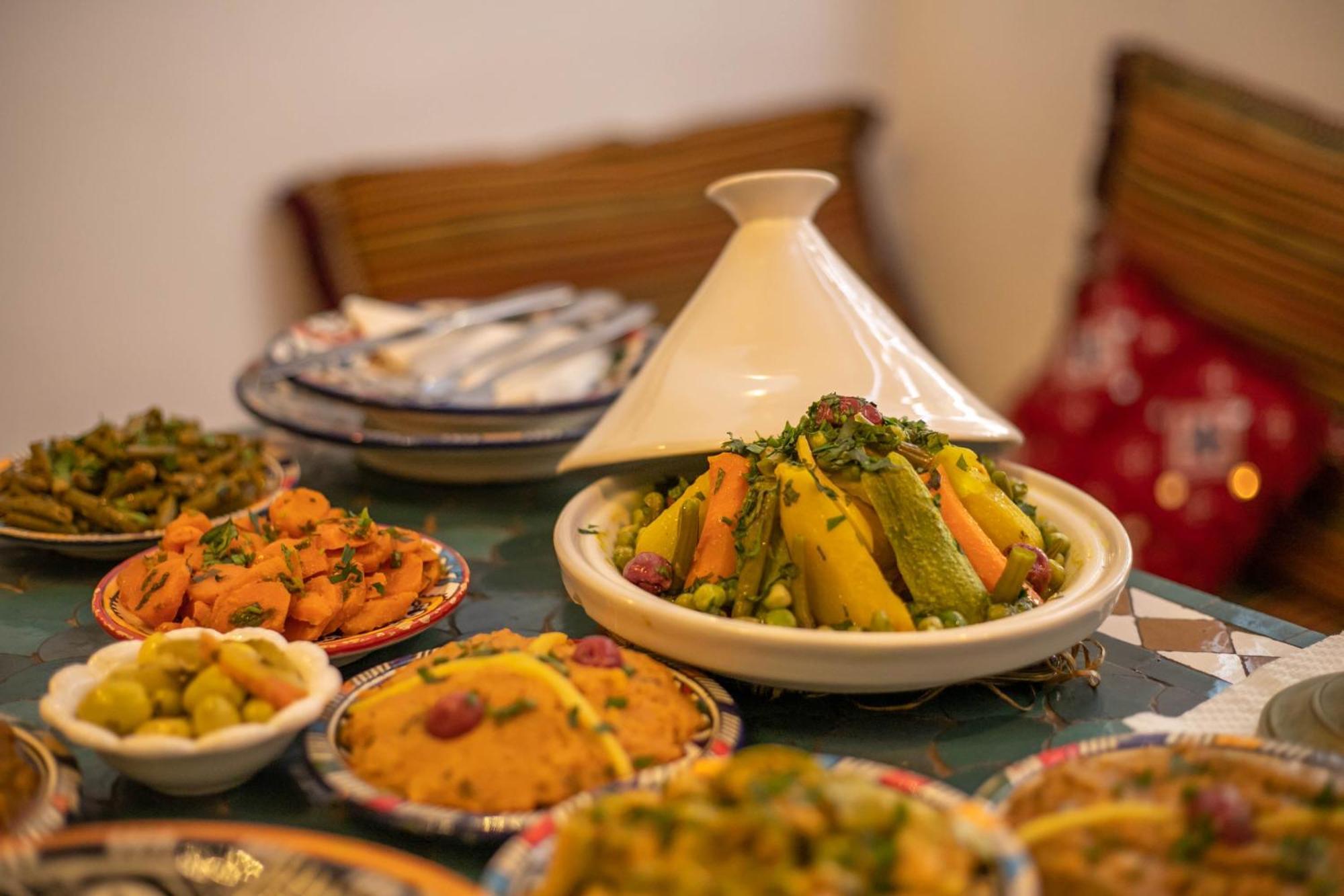 Dar Authentic Fes - Familly Hosting Bed and Breakfast Buitenkant foto