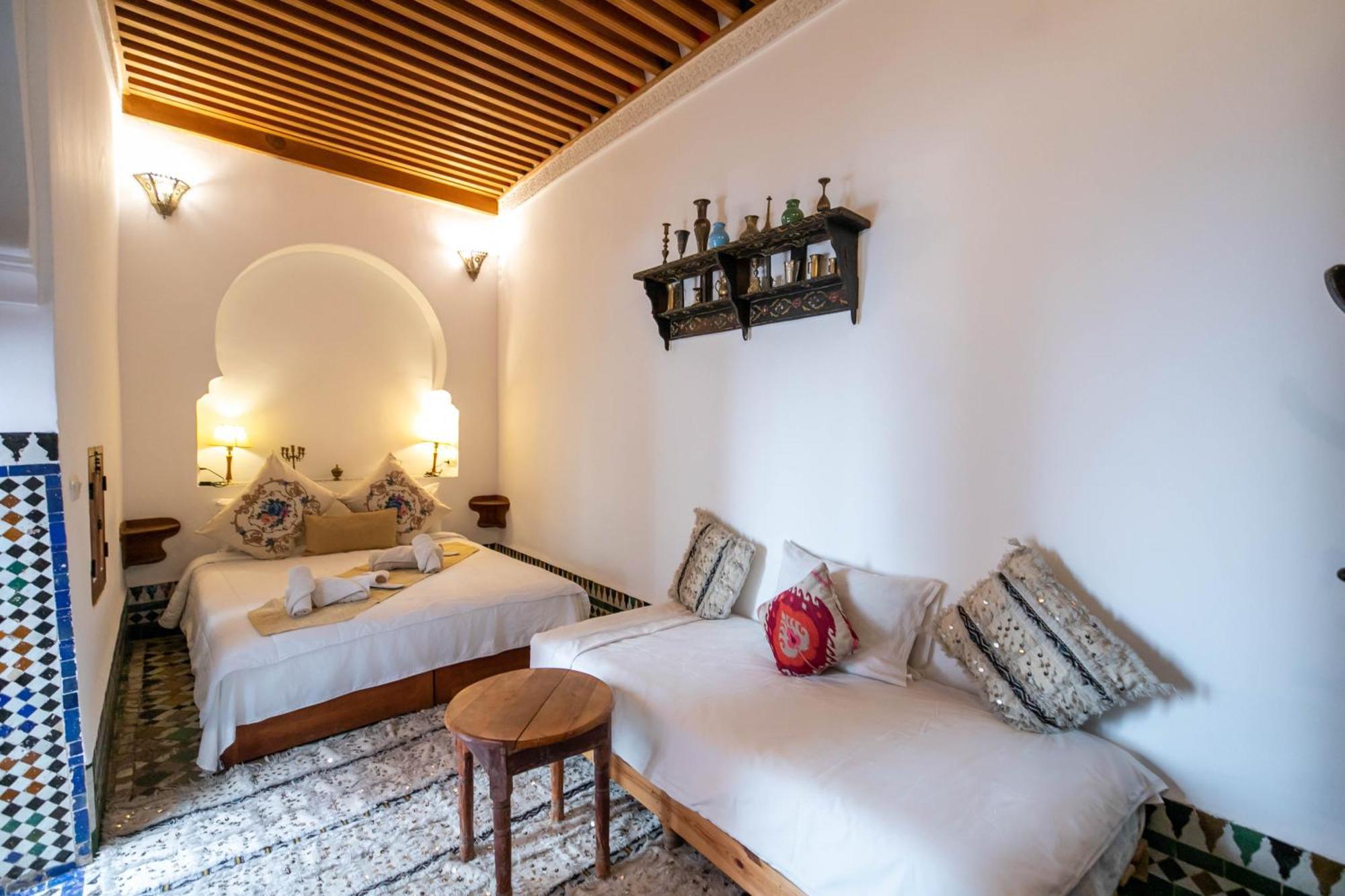 Dar Authentic Fes - Familly Hosting Bed and Breakfast Buitenkant foto
