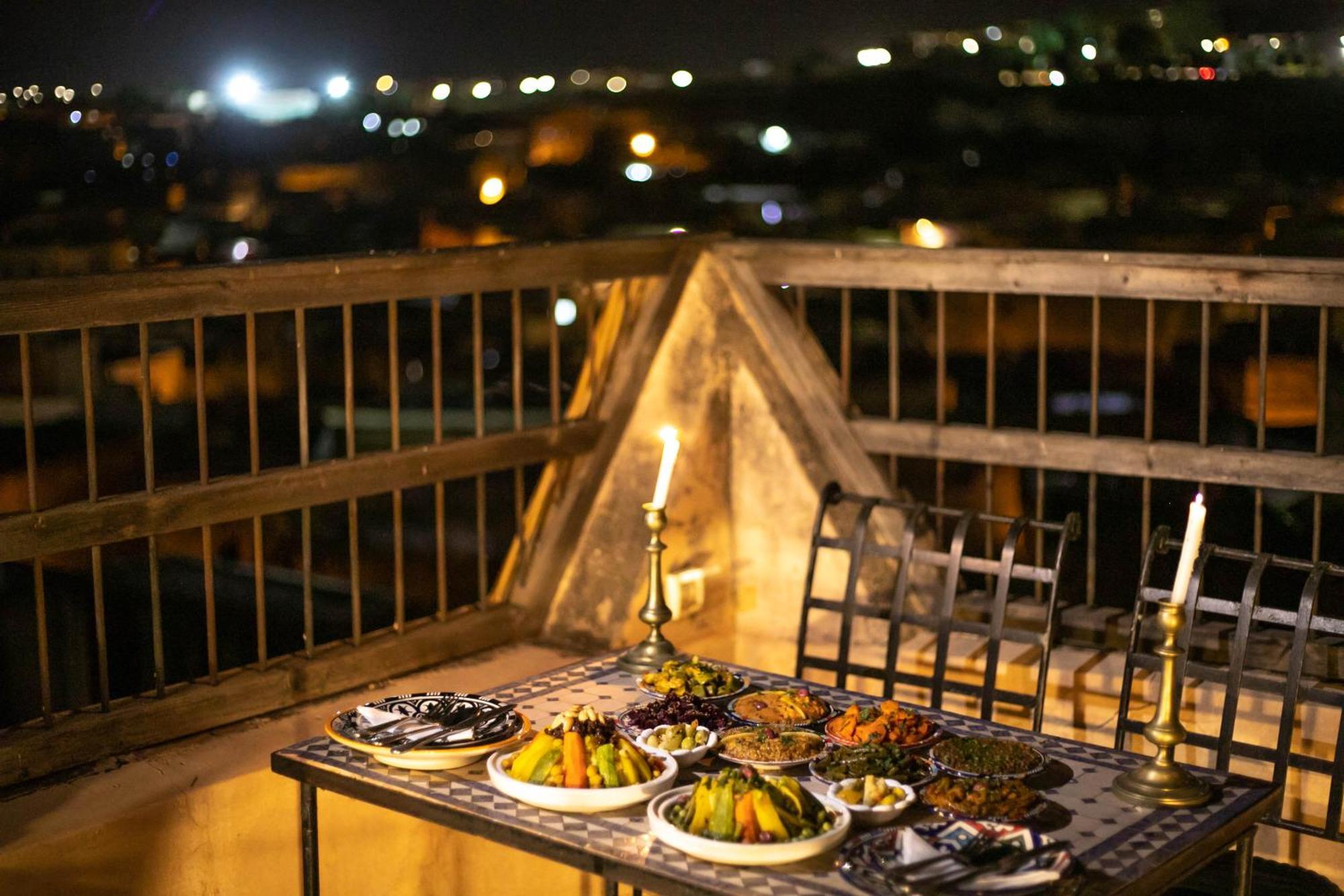 Dar Authentic Fes - Familly Hosting Bed and Breakfast Buitenkant foto