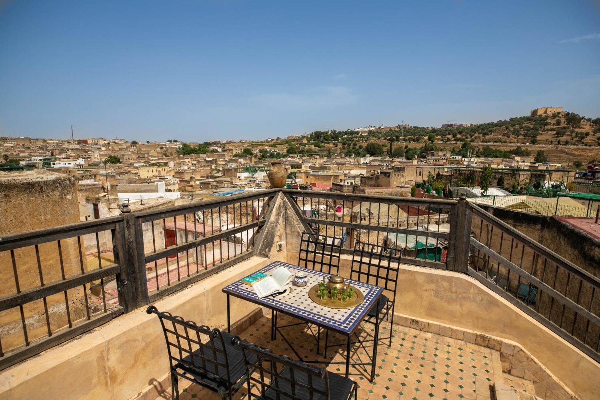Dar Authentic Fes - Familly Hosting Bed and Breakfast Buitenkant foto